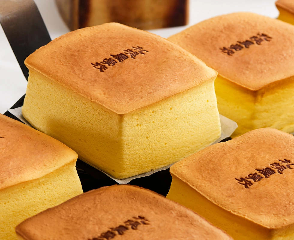 焼きたて酪農チーズケーキ