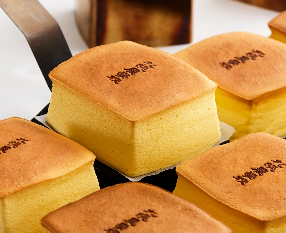 焼きたて酪農チーズケーキ